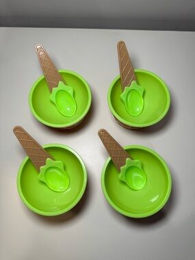 ice cream bowls